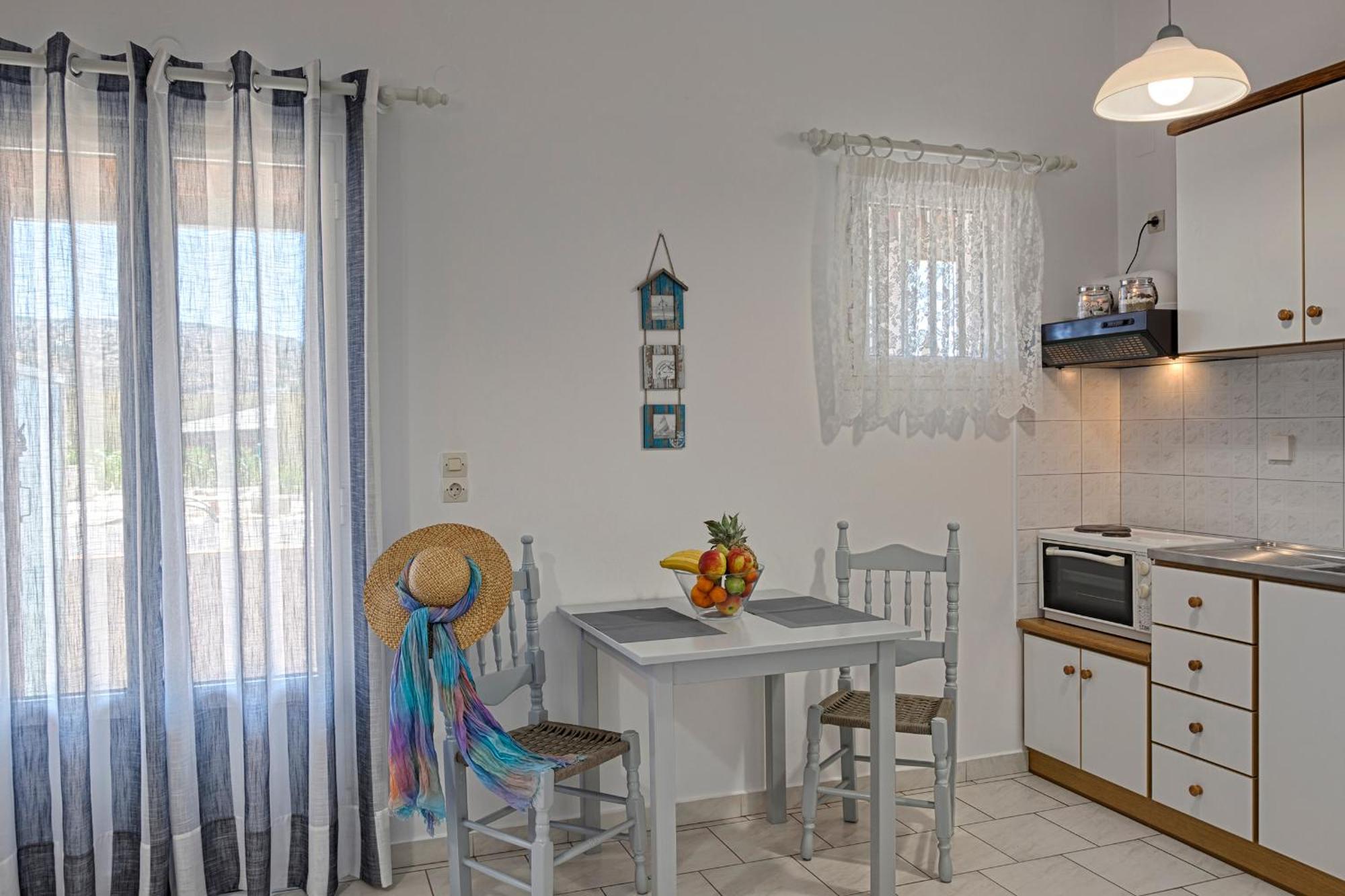 Letta'S Apartments Finikas  Ngoại thất bức ảnh