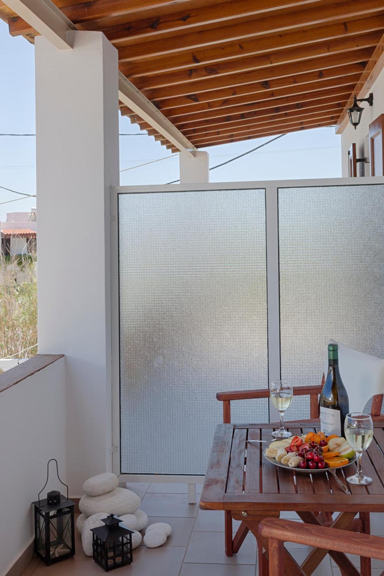 Letta'S Apartments Finikas  Ngoại thất bức ảnh