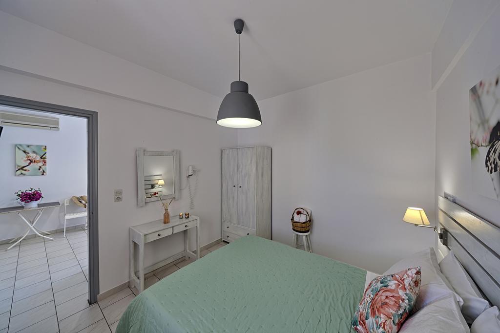 Letta'S Apartments Finikas  Ngoại thất bức ảnh
